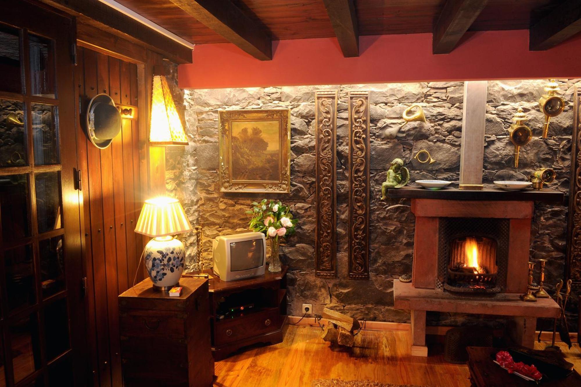 ホテル Quinta Da Cova Do Milho Santo Antonio da Serra 部屋 写真